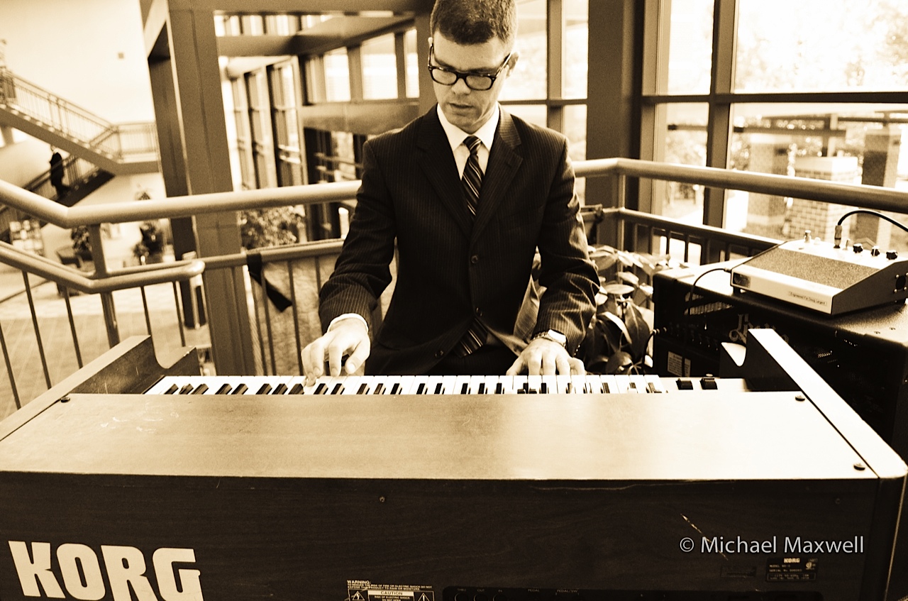 Doug Organ About
